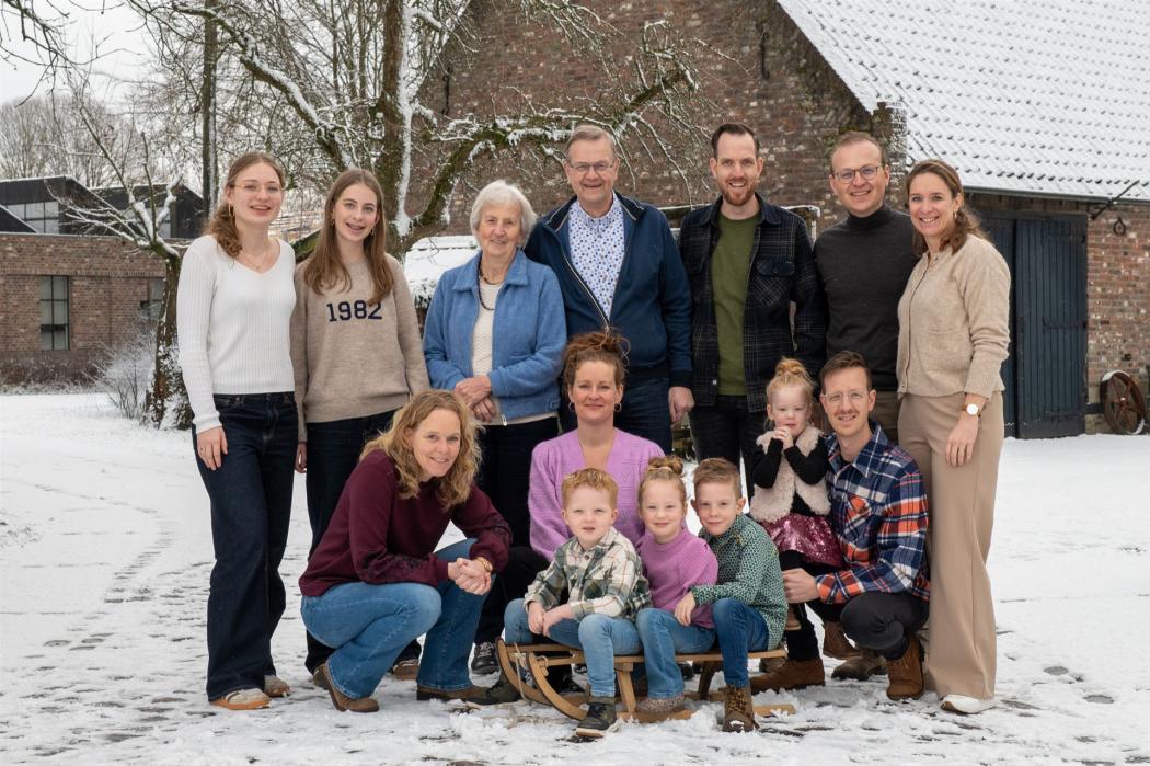 Familiefoto op Openluchtmuseum Eijnderhoof in Nederweert-Eind 